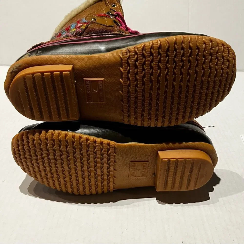 Khombu Winter boots  lace up steel shank brown, tan and pink multi